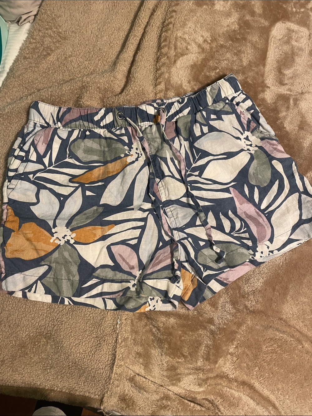 Nicole miller linen drawstring shorts